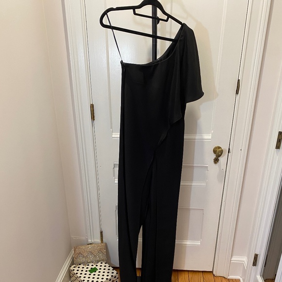 VENUS One Shoulder Wide Leg Black Jumpsuit - Size 6 - Picture 12 of 16